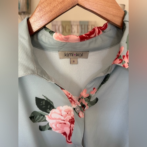 Kimi + Kai Maternity "Emma" Belted Blouse - Picture 3 of 5